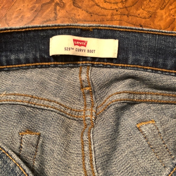 ❤️❤️❤️RETRO Levi’s❤️❤️❤️CURVY BOOT SIZE 6❤️❤️❤️ - Picture 4 of 8